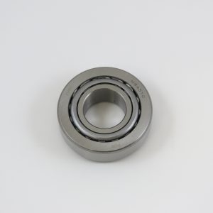 Differential pinion bearing & race: front  (up to E-21007)