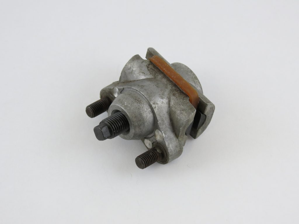 Rear brake shoe adjuster Metropolitan Pit Stop